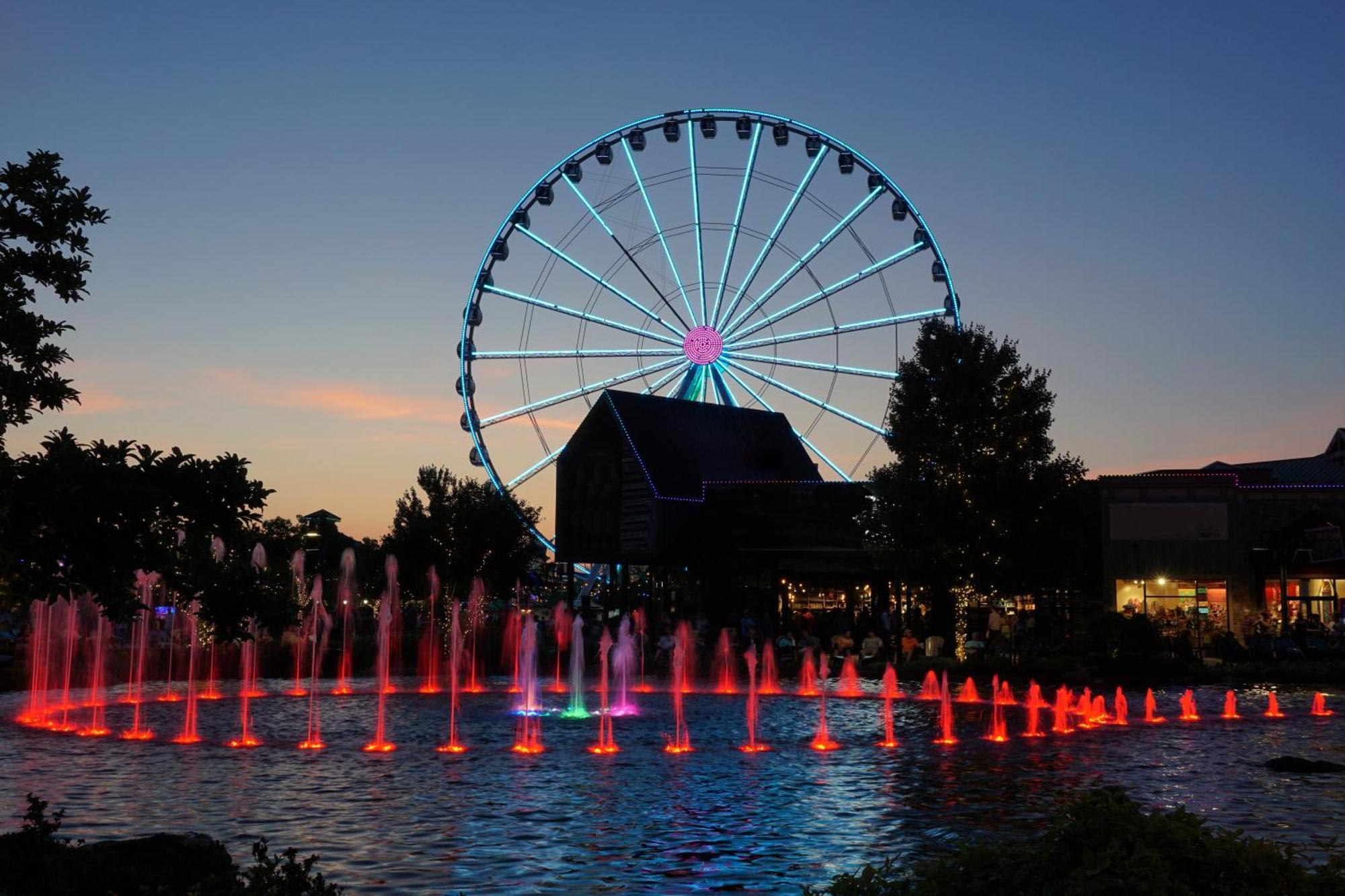 Majestic View Lodge, Amazing Views, Hot Tub, 1089 Free Tickets Each Paid Day, Dollywood And More Гетлинбург Екстериор снимка