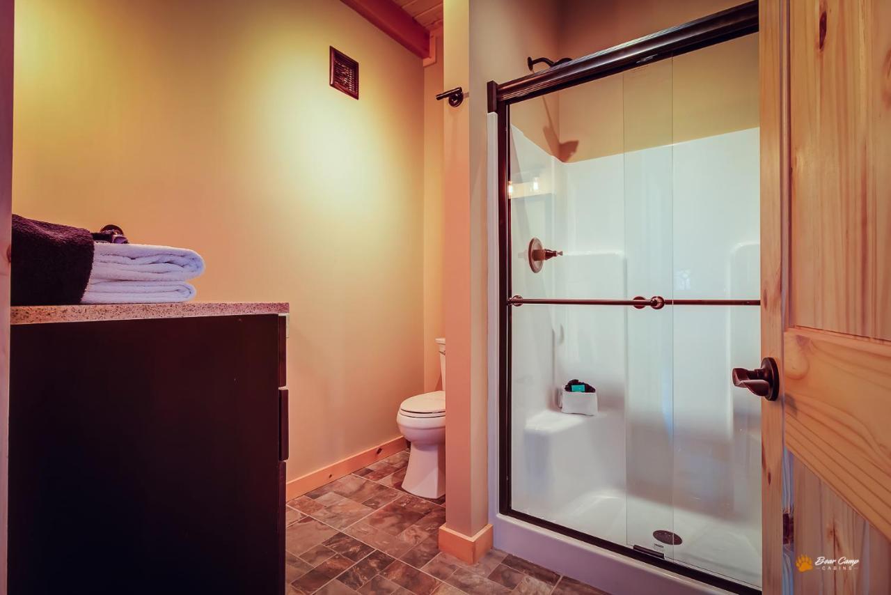 Majestic View Lodge, Amazing Views, Hot Tub, 1089 Free Tickets Each Paid Day, Dollywood And More Гетлинбург Екстериор снимка