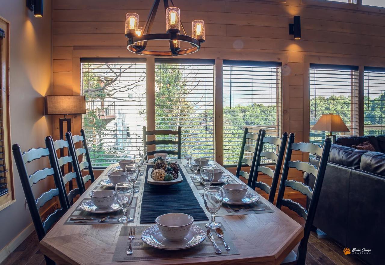 Majestic View Lodge, Amazing Views, Hot Tub, 1089 Free Tickets Each Paid Day, Dollywood And More Гетлинбург Екстериор снимка