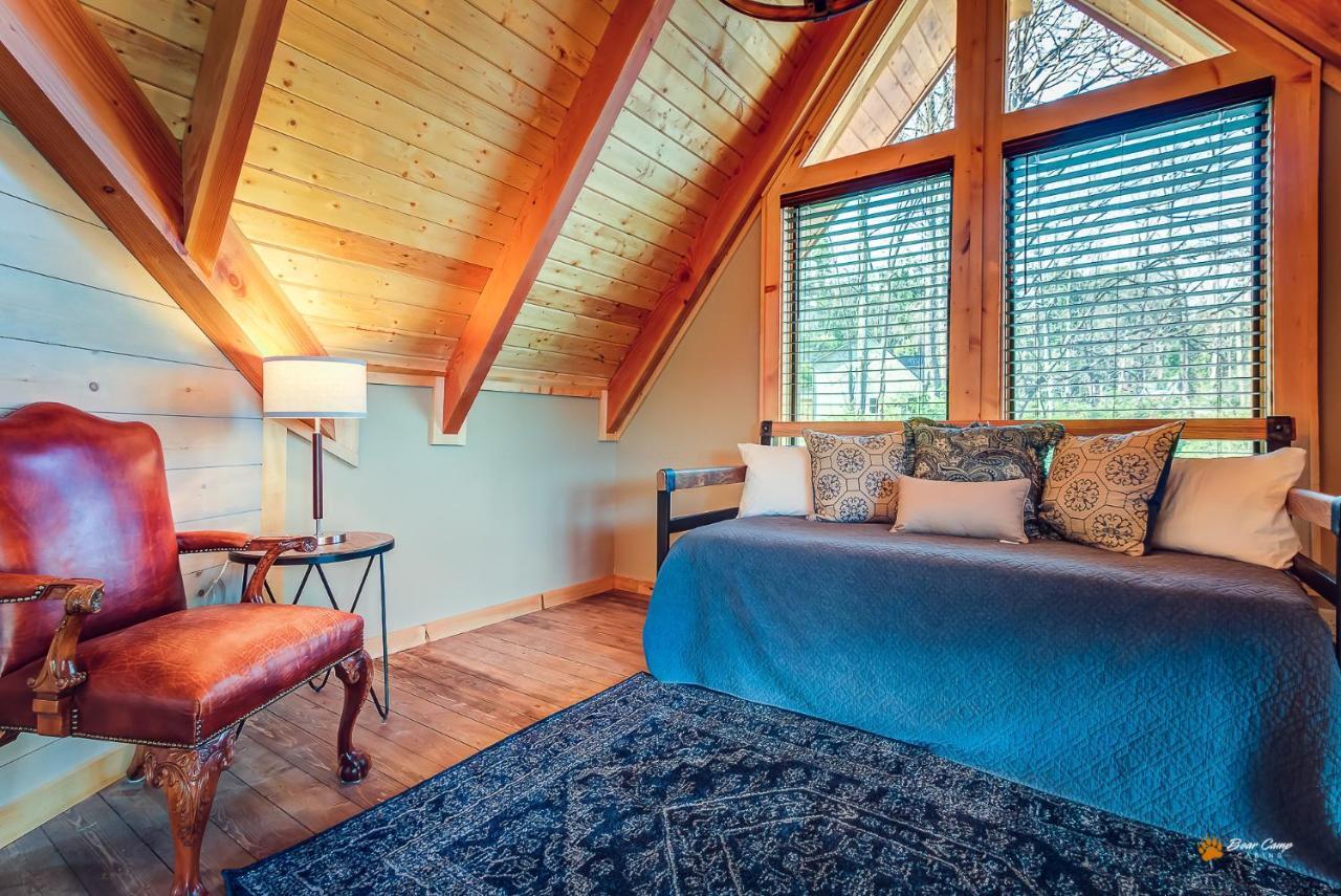 Majestic View Lodge, Amazing Views, Hot Tub, 1089 Free Tickets Each Paid Day, Dollywood And More Гетлинбург Екстериор снимка
