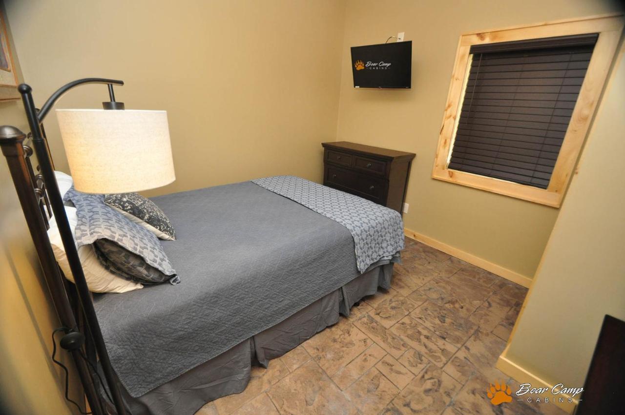 Majestic View Lodge, Amazing Views, Hot Tub, 1089 Free Tickets Each Paid Day, Dollywood And More Гетлинбург Екстериор снимка